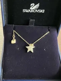 ★SWAROVSKIスワロフスキー　ネックレス　スター　パヴェ　クリア