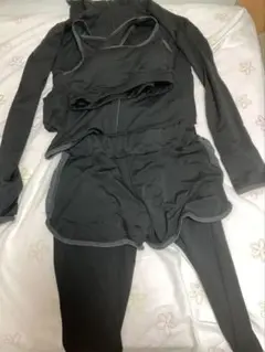 ジムウェア　３点セット　ヨガウェア　ランニングウェア　レディースブラックジャージ