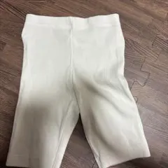 リブ編み ホワイト レギンス 90センチ　白パンツ　5分丈から7分丈