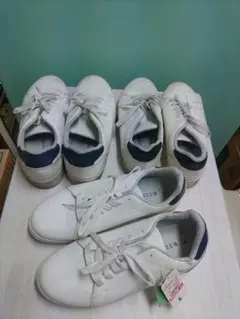 ホワイトスニーカー 合成皮革 　未使用(L)と使用感あり(L,LL)の計3足