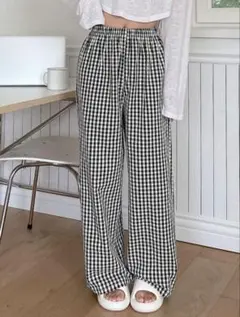 未使用 SHEIN チェック柄 ルーズパンツ ワイドパンツのサムネイル