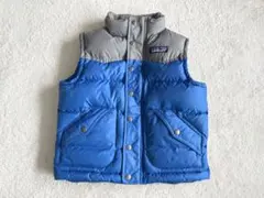 patagonia キッズ ダウンベスト