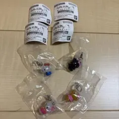 ハローキティ めじるしアクセサリー　ガチャ　4個セット