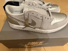 Nike Air Jordan 1 Retro Low OG Silver 値引