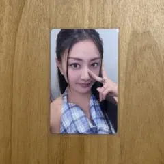 TWICE yizhiyu yzy 上海サイン会 当選者限定トレカ ツウィ - メルカリ