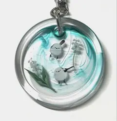 シマエナガのグリーン鈴蘭キーホルダー