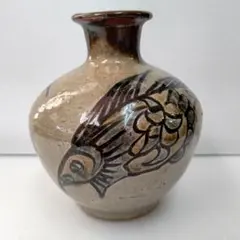 ➂-宮城三成 ツル首壺 魚紋 骨董品 人間国宝 金城次郎孫 - メルカリ