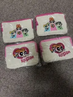 パワーパフガールズ　チャーム付き　刺繍ポーチ　ガチャ