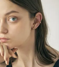 ete　ツイストスプレッドカフ　イヤーカフ