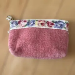 Item thumbnail for item 000f55b7-26a2-48c7-9b60-195809434aee