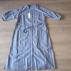 【新品未使用】GU ストライプフロントボタンワンピース7分袖 L