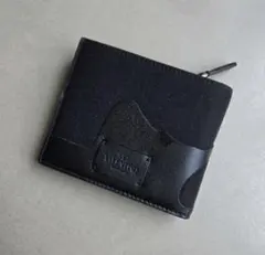 【新品】VALENTINO 黒 レザー キャンバス 二つ折り財布のサムネイル