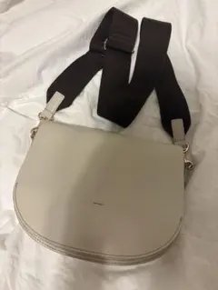YAHKI(ヤーキ)ショルダーバッグ