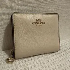 COACH コーチ 二つ折り財布 アイボリー