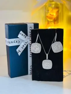 k18wg 10.6g 3カラットダイヤモンドネックレス＆イヤリングセット