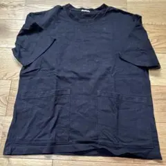 GU 黒無地Tシャツ　ポケット付き