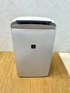 SHARP 除湿機 CM-P100-W 本体 - メルカリ