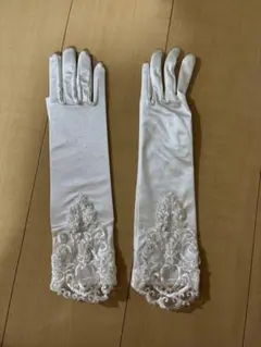 ホワイトウェディンググローブ レース装飾