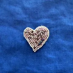 ハート　No.2 ピンク ビーズブローチ　ハンドメイド