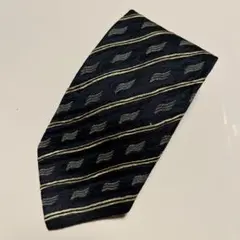 【未使用】ISSEYMIYAKE イッセイミヤケ　ネクタイ　黒　ソリッド　タグ付 未使用】ISSEYMIYAKE イッセイミヤケ ネクタイ 黒 ソリッド タグ