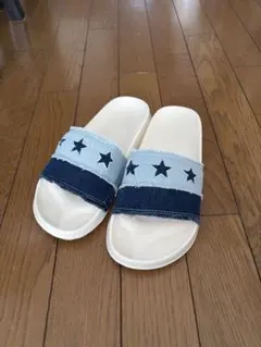 【新品】CONVERSE コンバース デニムスターデザインサンダルのサムネイル