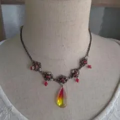 クシュカ ヴィンテージ風 赤いビーズ ネックレス