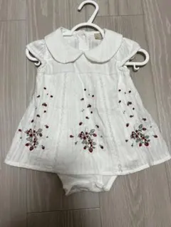 プチマイン 刺繍ワンピース　ロンパース　白ホワイトのサムネイル