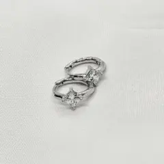 P-33S.CZダイヤフープピアス（ジルコニア・指輪風）