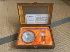 上海造幣廠 年年有余 銀食器3点セット 銀碗・銀匙・銀箸 木箱 証書付