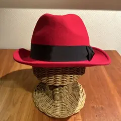 赤色ウールフェルトハット
