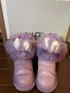 また値下げしました！激レア　UGG ピンク ユニコーンブーツ　16cmのサムネイル