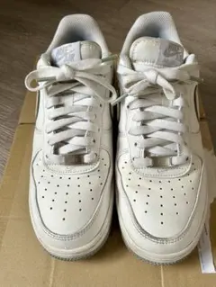Nike Air Force 1 ホワイトスニーカー
