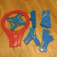 プラレール　赤い円形レール　交差ポイントレール　ストップレール　分岐レール