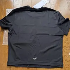 ALO yoga ベージュ 半袖Tシャツ Mサイズ（日本Lサイズ）新品未使用