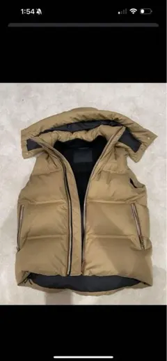 バーバリー　Burberry ダウンベスト　トレンチコート同カラー同素材のサムネイル