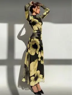 花柄ロングスリーブマキシドレス 新品未使用