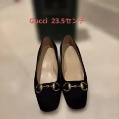 GUCCI グッチ　ホースビット スエード パンプス ブラックのサムネイル