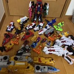 ミニプラ　ルパンレンジャーVSパトレンジャー　28箱セット　新品未開封 ミニプラ ルパンレンジャーVSパトレンジャー 28箱セット 新品未開封