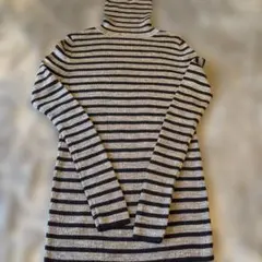 ユニクロ　リブ タートルネックセーター 長袖