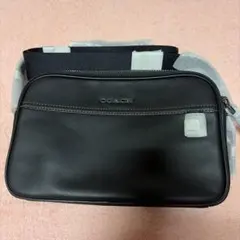 【新品・未使用】コーチショルダーバッグ ブラック
