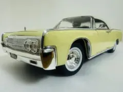 Lucky Die Cast 1/18 1961 リンカーン コンチネンタル Lucky Die Cast 1/18 1961 リンカーン コンチネンタル - メルカリ