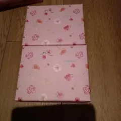 メリーチョコレート　二箱のサムネイル