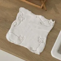 【新品未使用】猫 ハンカチ ミニタオル 刺繍