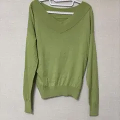 ライトグリーン Vネックセーター サイズ36