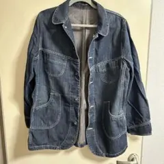 濃いデニムジャケット ボタン付き