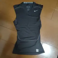 Nike Pro Combat Dri-FIT ノースリーブ