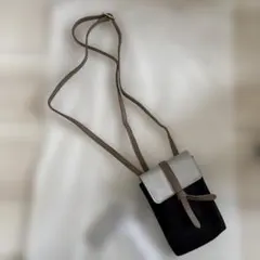 LAMB MODE マルチカラー スマホポシェット