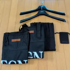 新品未使用】sacai ガーメント3つ、ハンガー4つセット - メルカリ