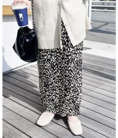 reca 「やみつき」 ランダムプリーツスカート　アニマル柄　Mサイズ