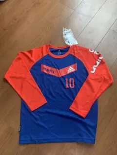 新品タグ付き！　アディダス　ゲームシャツ　Tシャツ 160 サッカー